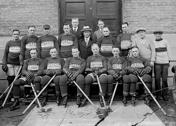 St. Pats 1926-1927 team photo